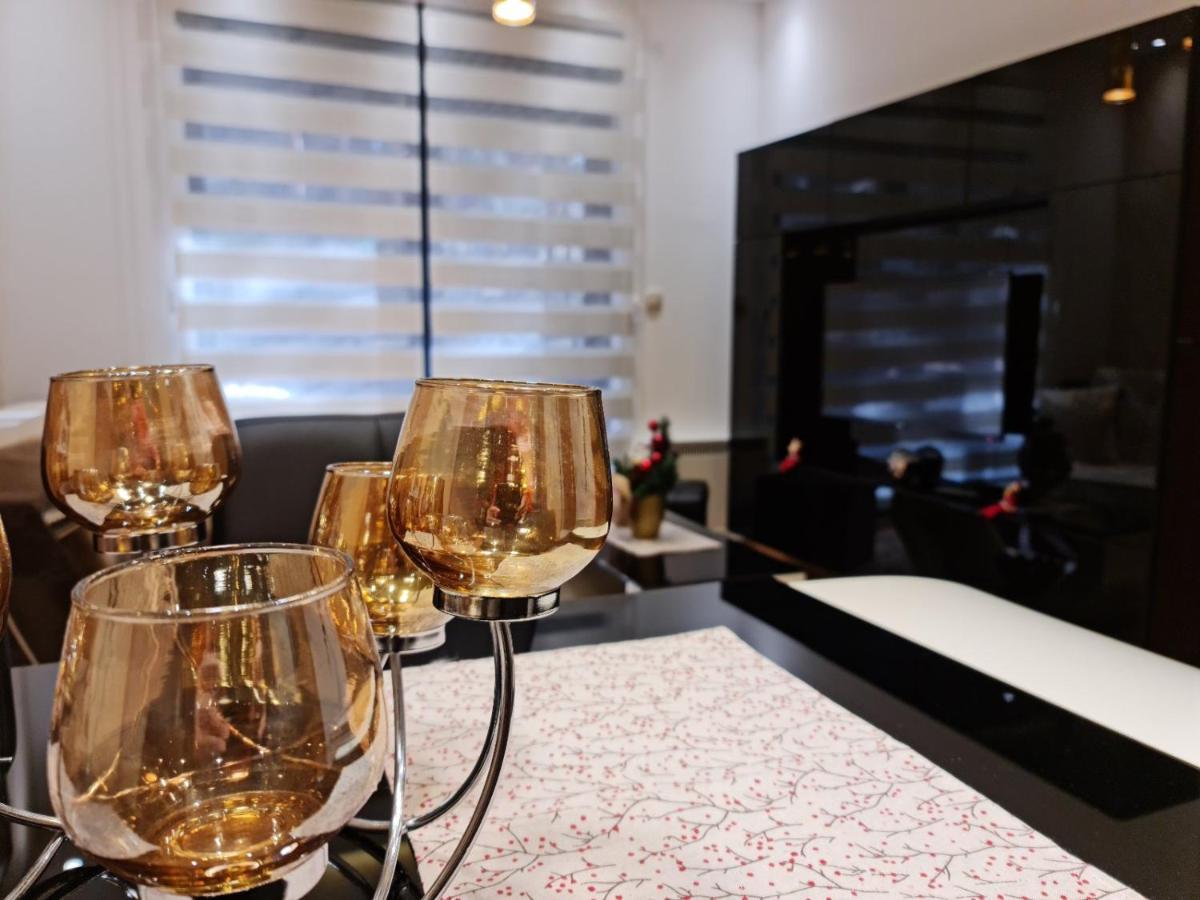 Lux Apartman S14 - Vila Pekovic * Ζλάτιμπορ