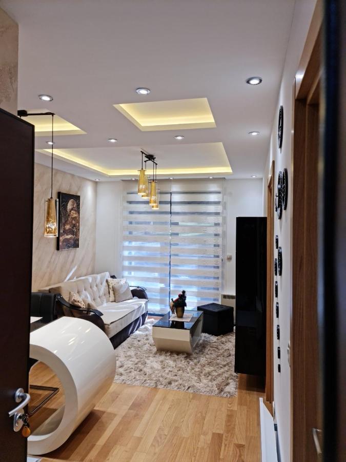 Lux Apartman S14 - Vila Pekovic Διαμέρισμα