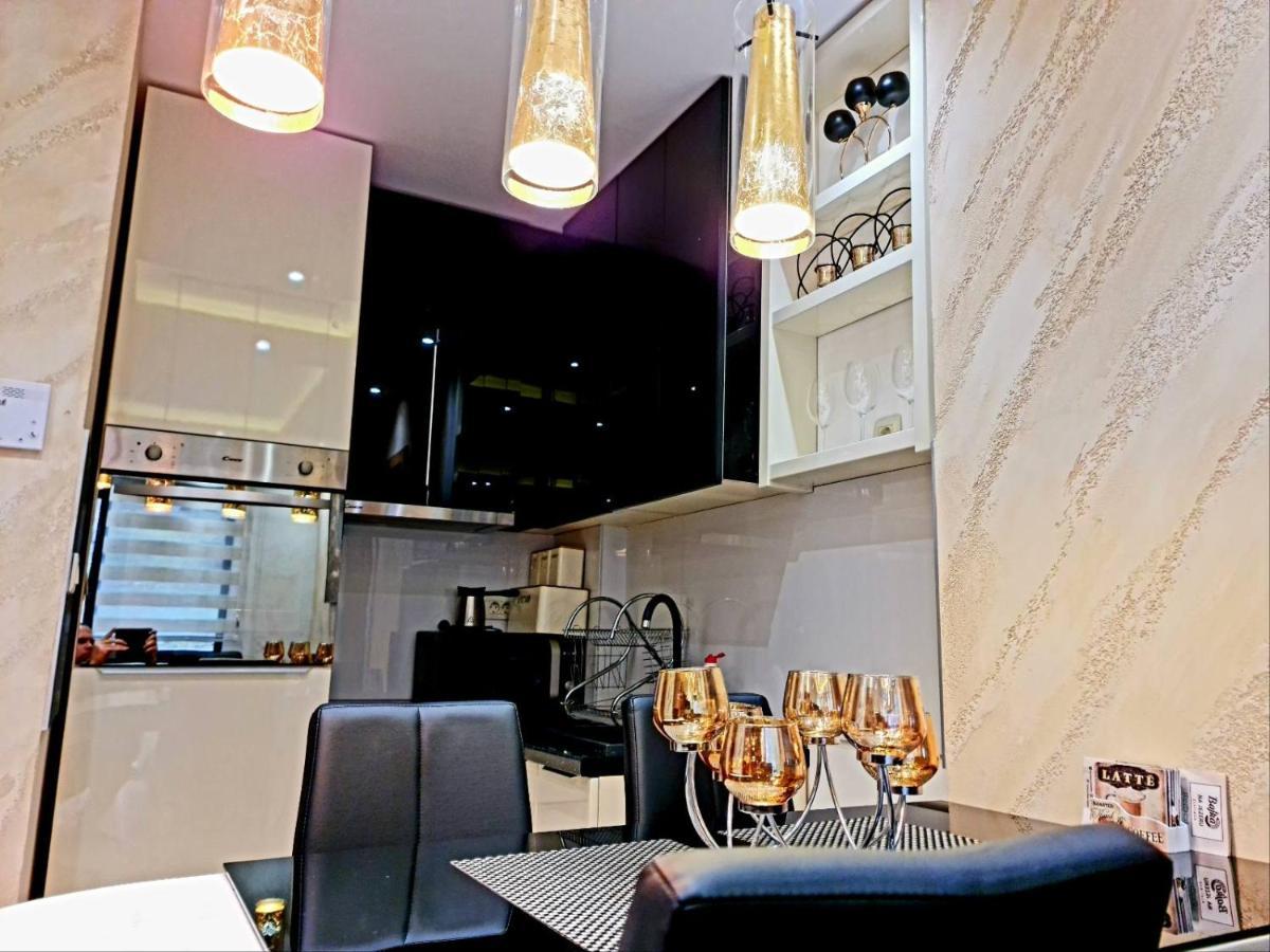 Lux Apartman S14 - Vila Pekovic Ζλάτιμπορ